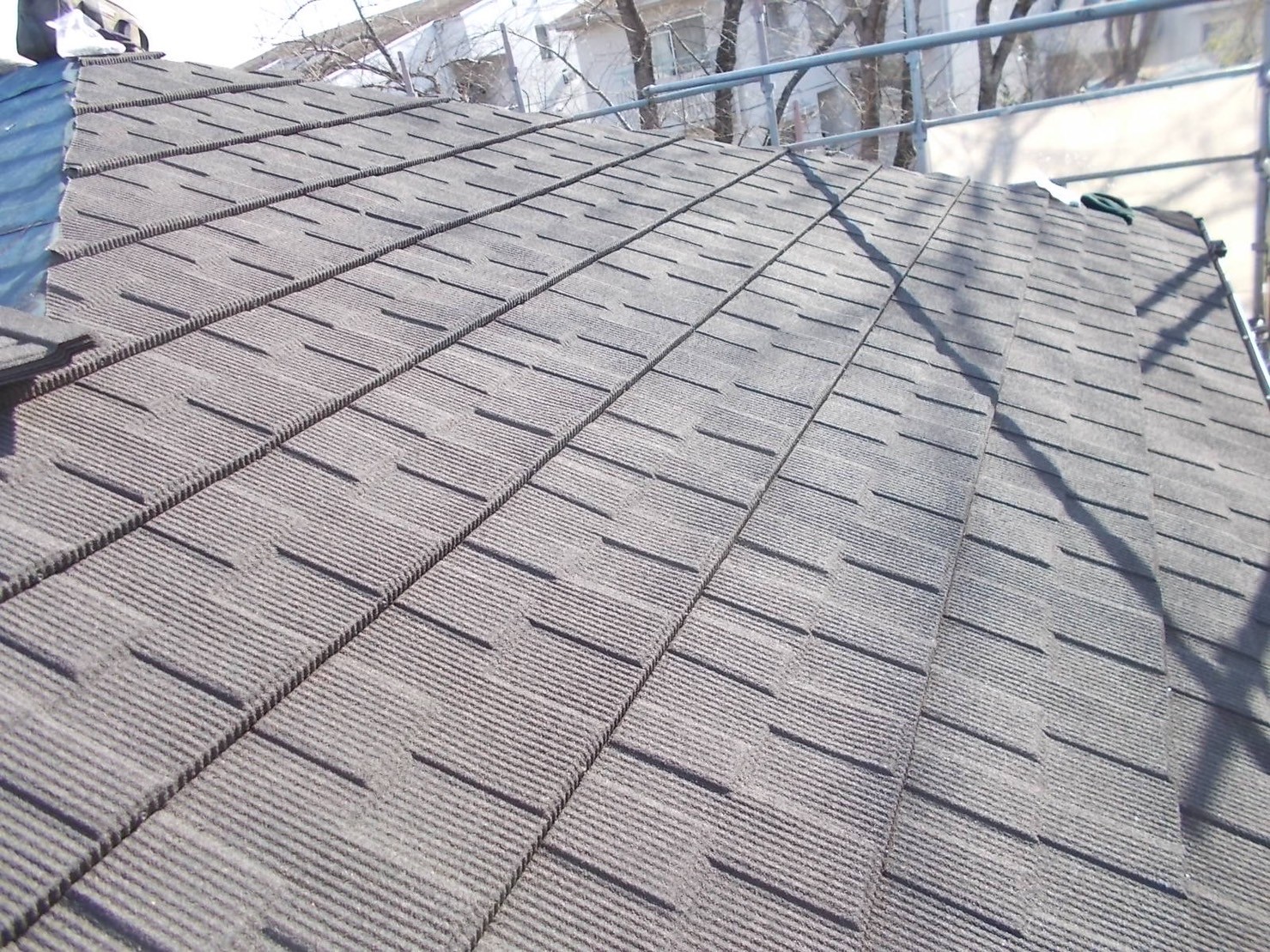 茨城県つくば市にて屋根修理　スレート屋根からのカバー工法　完工